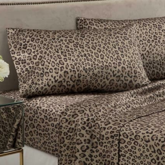 Seduction Satin Luxury Leopard Print Sheet Set Full sheet set - Picture 1 of 8